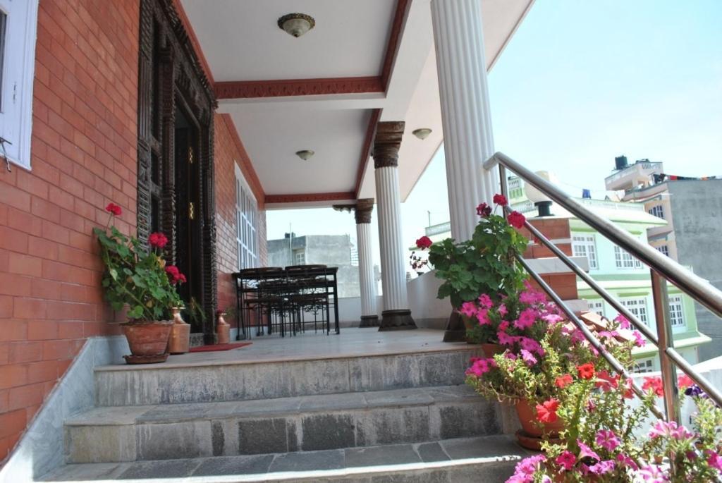 Chef House Resort Katmandu Dış mekan fotoğraf